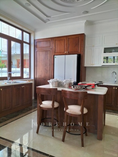 TỦ BẾP GỖ TỰ NHIÊN TẦN BÌ - TB11